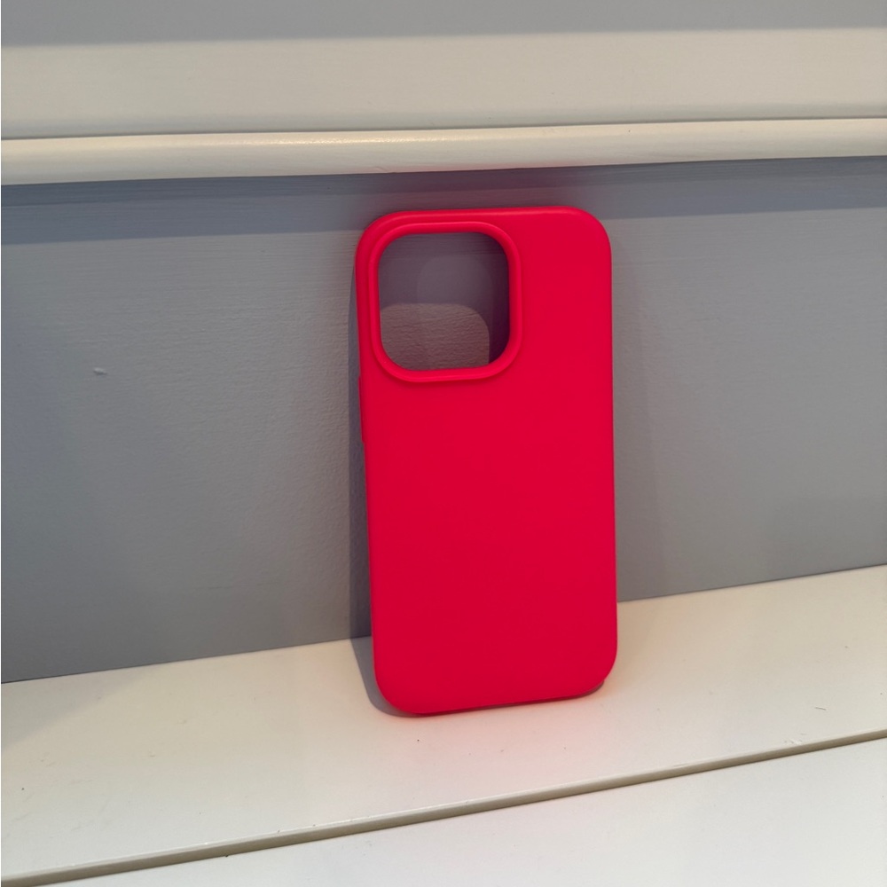 Hot Pink Silicone iPhone 14 Pro Case